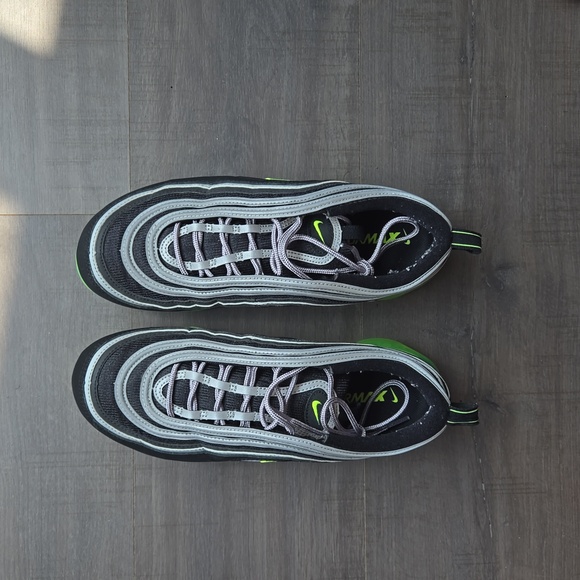 NIKE VAPORMAX 97 - Picture 2 of 4